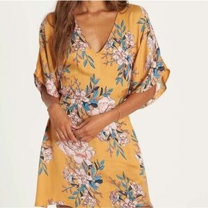 Billabong Golden Light floral dress, Size Medium